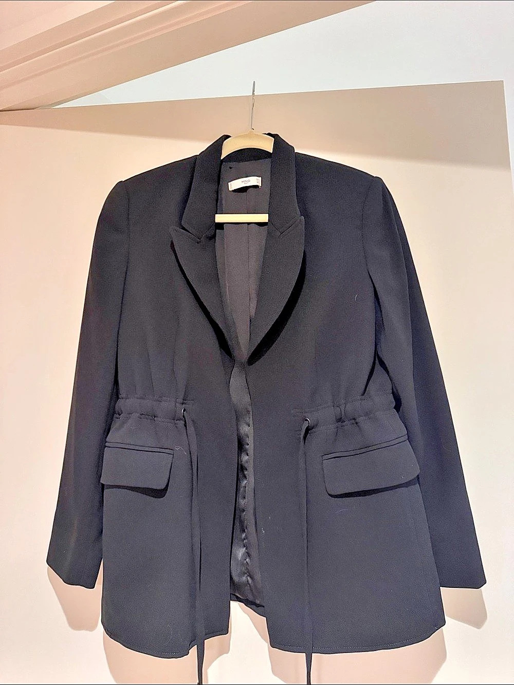 MNG Blazer in Black